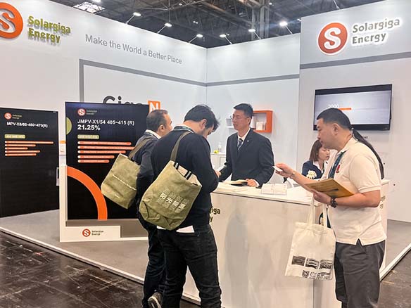 展會速遞 | 陽光能源攜Giga系列全黑組件登陸伯明翰！探索驅(qū)動英國能源轉(zhuǎn)型之路